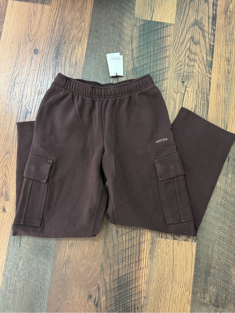 NWT Aritzia Cargo Sweatpants Rich Mocha Brown Size Small